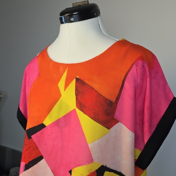 NESS Abstract Geometric Print Blouse Pink Orange Yellow Black White Women’s Size - Picture 3 of 8
